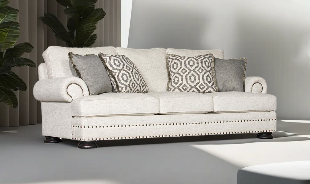 Bernhardt 3 Seater Foster Sofa With Rolled Arms