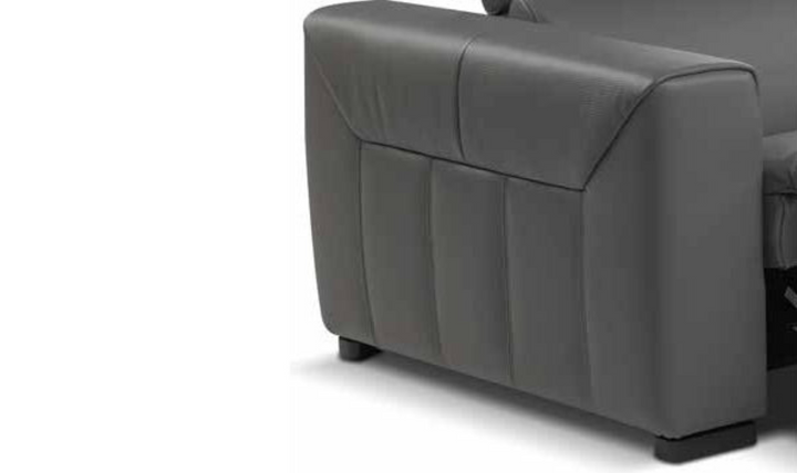 Clio Sectional