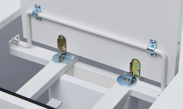 ESF Italia Amarilla 4-Seater Extendable Dining Table Set in White