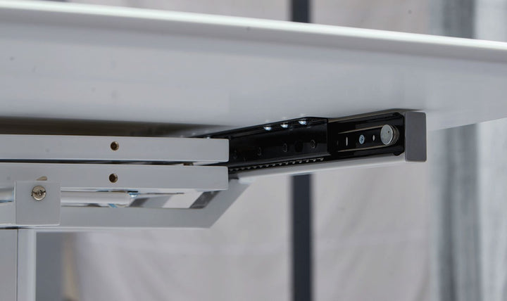 ESF Italia Amarilla 4-Seater Extendable Dining Table Set in White