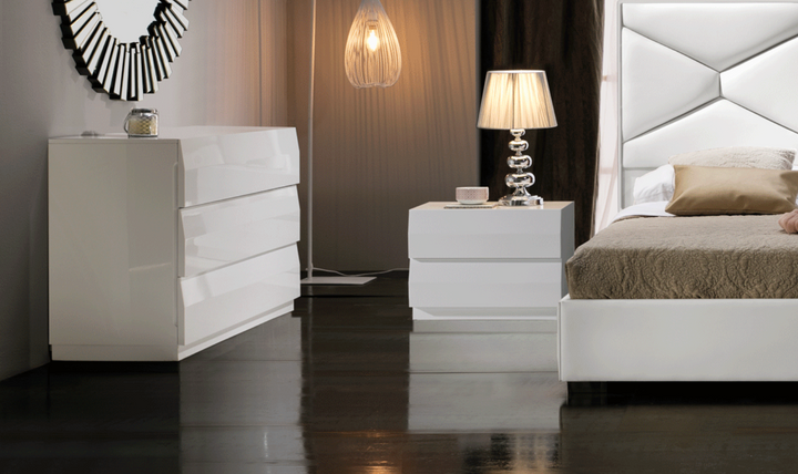 ESF Italia Martina Lux White Bedroom Set (Queen/King Bed + Dresser + 2 Nightstand + Mirror)