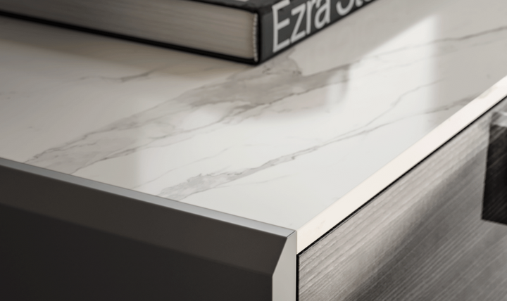 ESF Italia Vulcano (King/Queen) Bedroom Set With High Gloss Finish