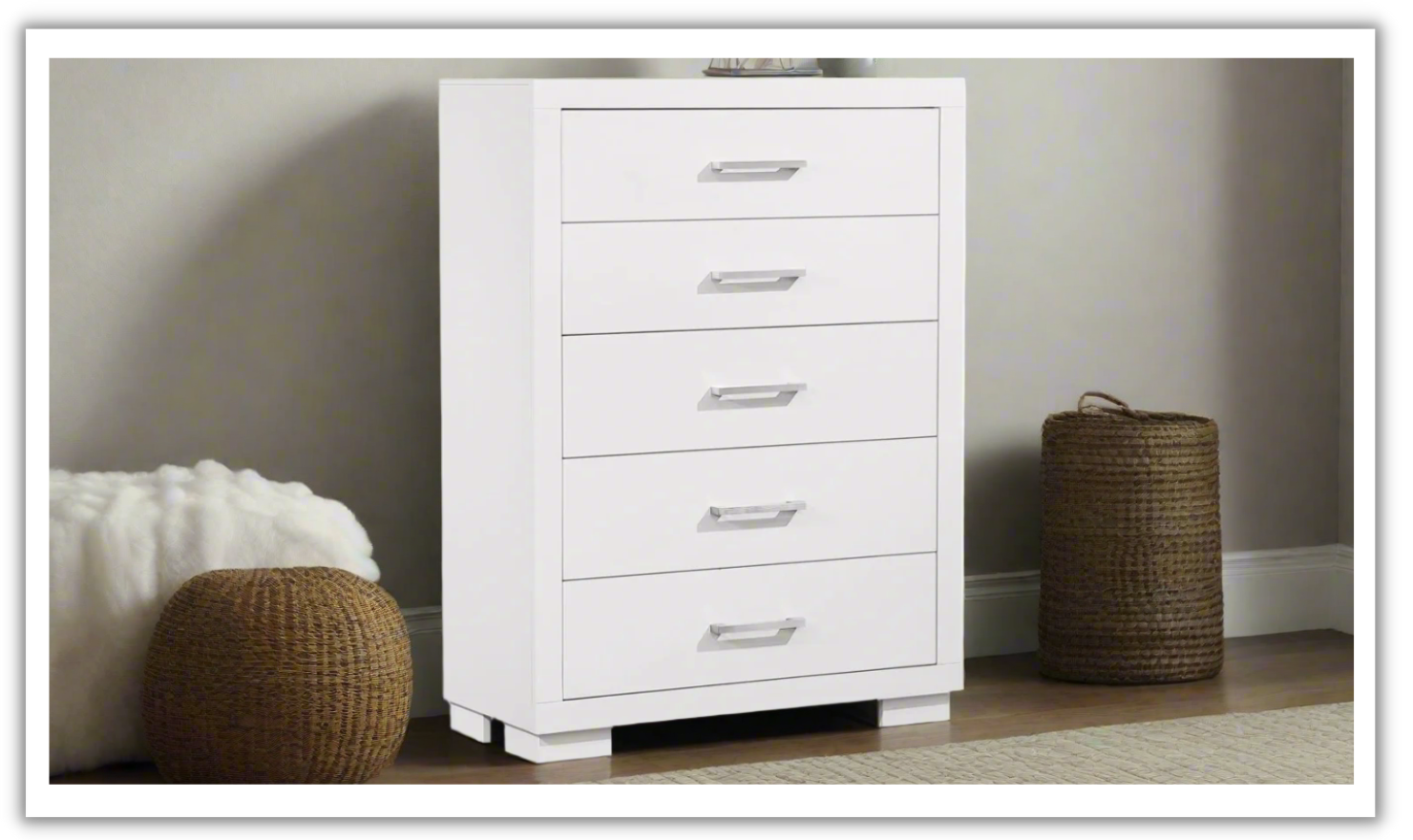 five drawer dresser white Mainstays Ardent 5 Dresser, With clean lines and a timeless silhouette Buy Coaster Furniture Jessica 5