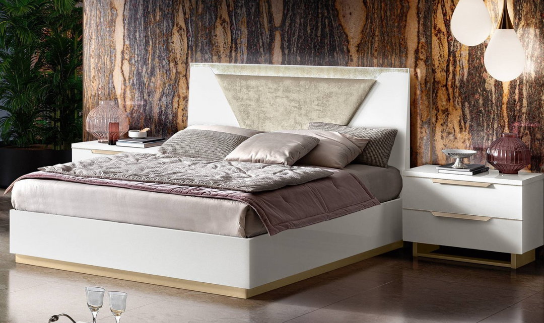 ESF Italia Smart Panel Type Wooden Bed in White (King / Queen Size)