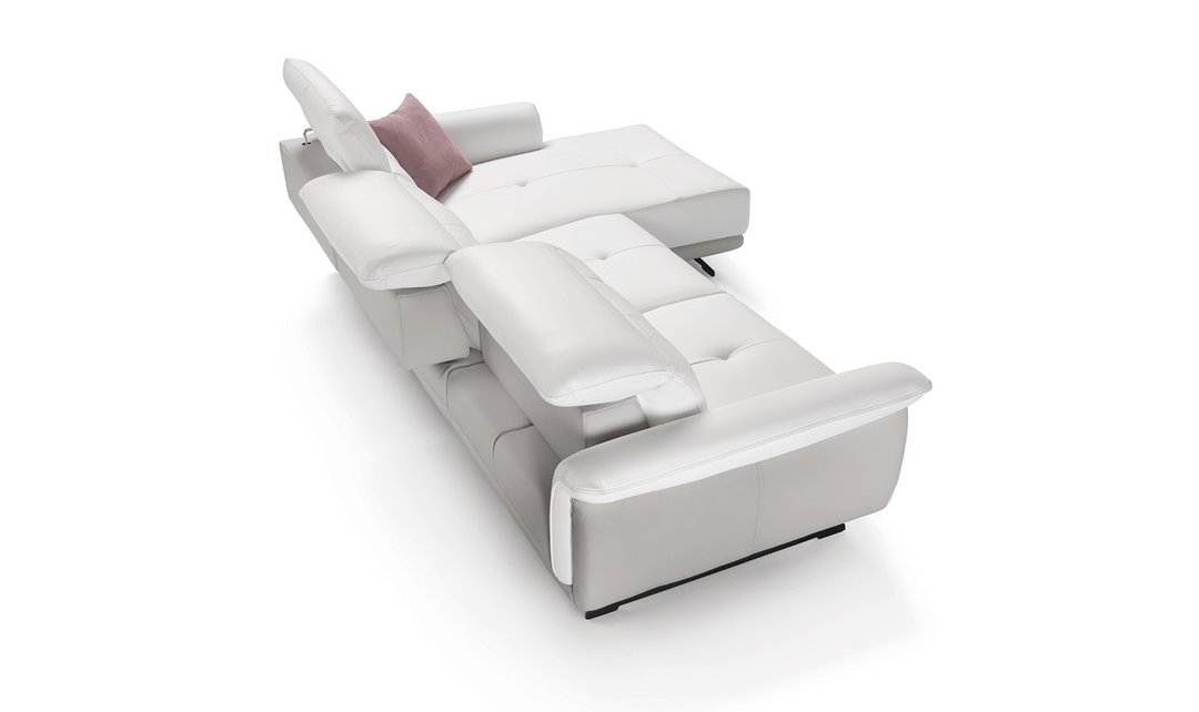 ESF Italia Filosofa Leather Sectional with Chaise in White