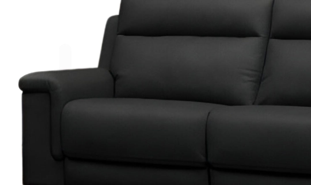 Klaussner Dakota Power Recliner Sofa With USB Port in Black