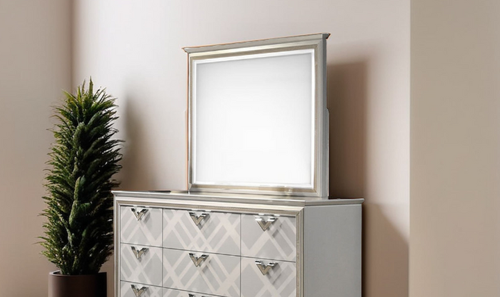 Jennifer Italia Brickfield Rectangle Mirror In Light Gray