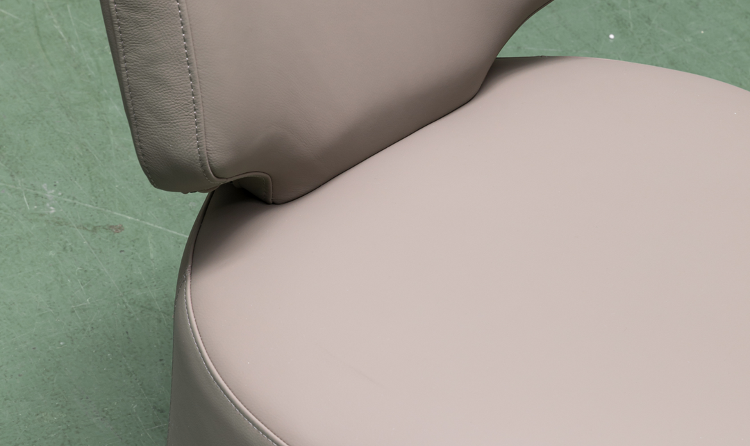 Klaussner Pietra Leather Swivel Chair with Foam Back & Seat Cushion (Brown/Gray)