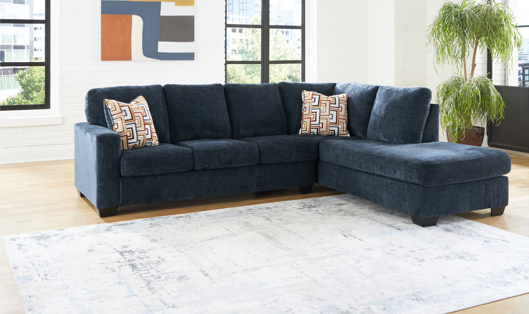 Modern Heritage Fabric Aviemore 2-Piece Sectional with Chaise