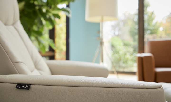 Fjords Muldal R Leather Manual Swivel Recliner Chair with Footstool in Two Sizes-Jennifer Furniture