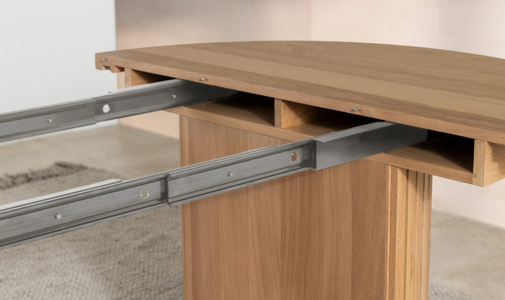 The Host Transformer Extendable Dining Set In Solid wood-jennifer furniture