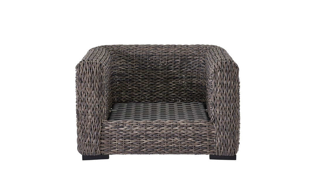 Universal Furniture Montauk Lounge Chair in Tawny Brown Wicker