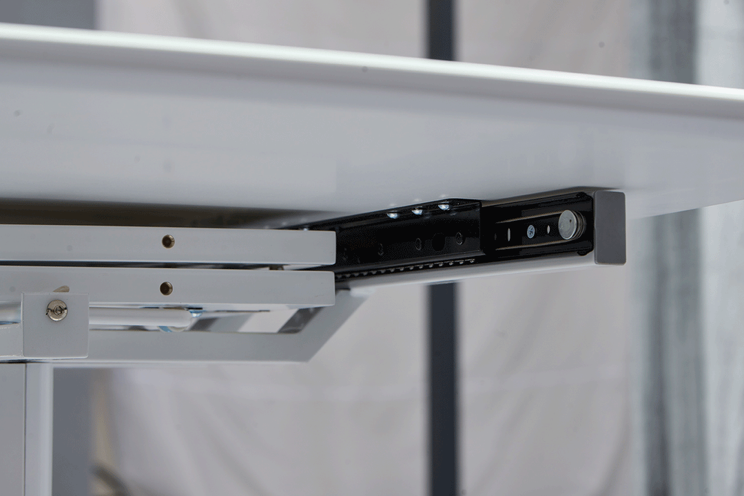 ESF Furniture Amarilla Extendable Dining Table in White