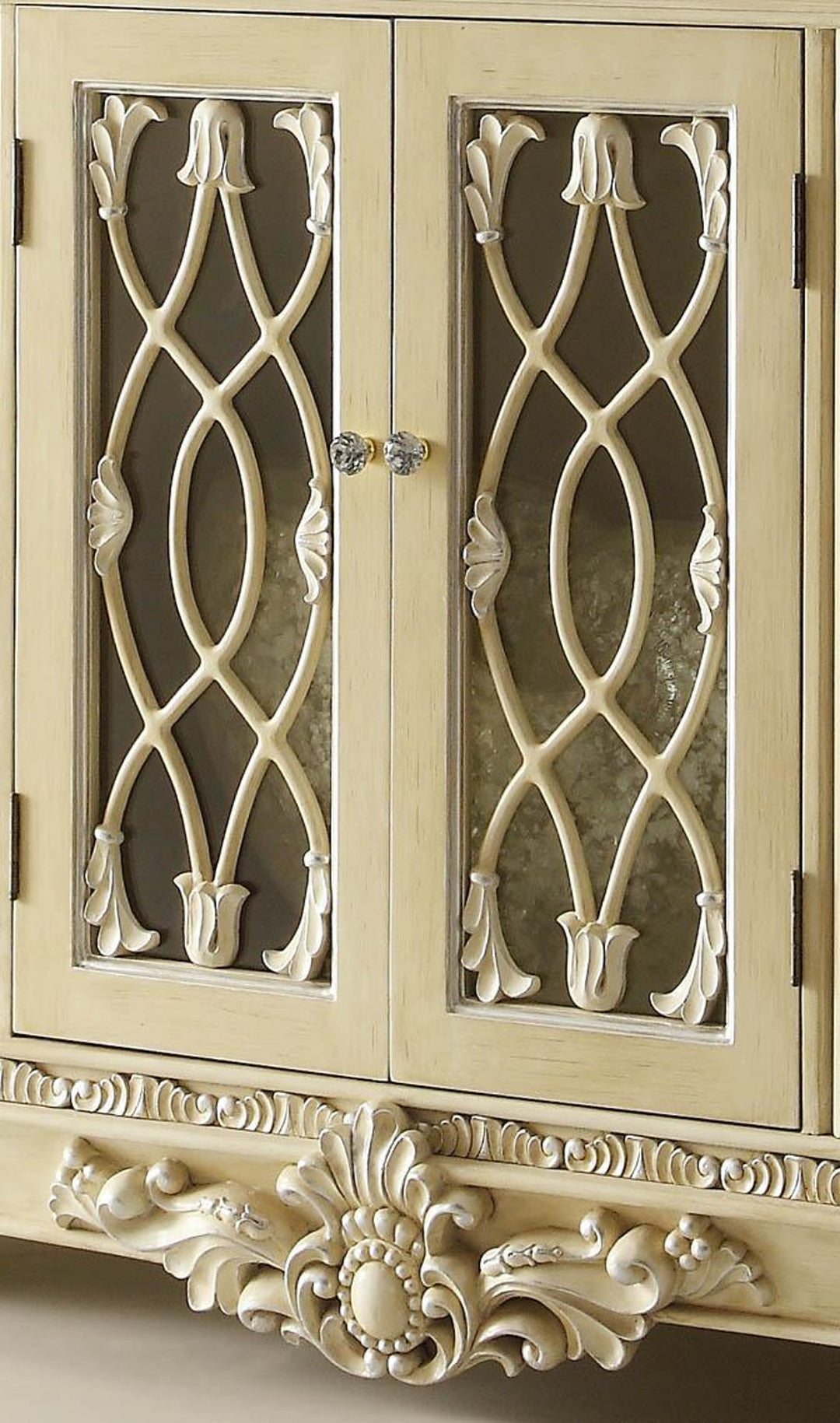 Christopher Guy Buffet