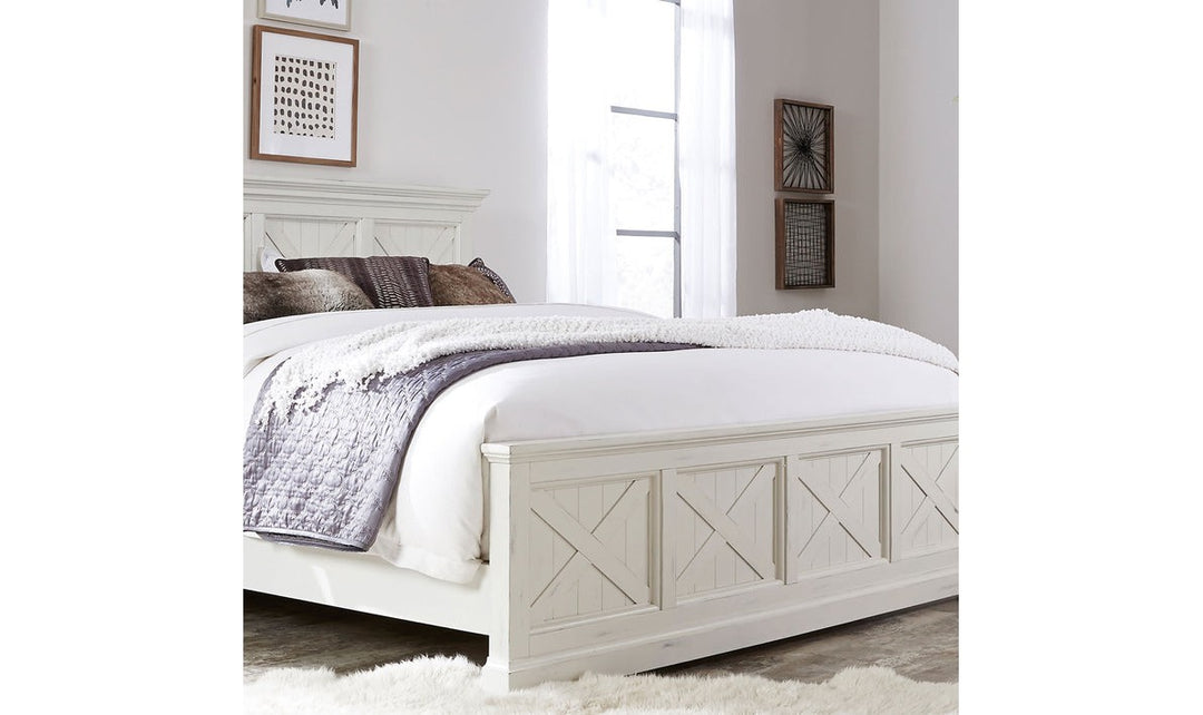 Bay Lodge King Bed by homestyles