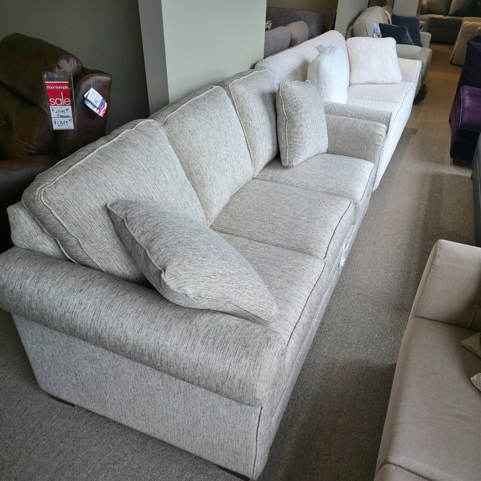 Craftmaster Queen Sleeper Sofabed