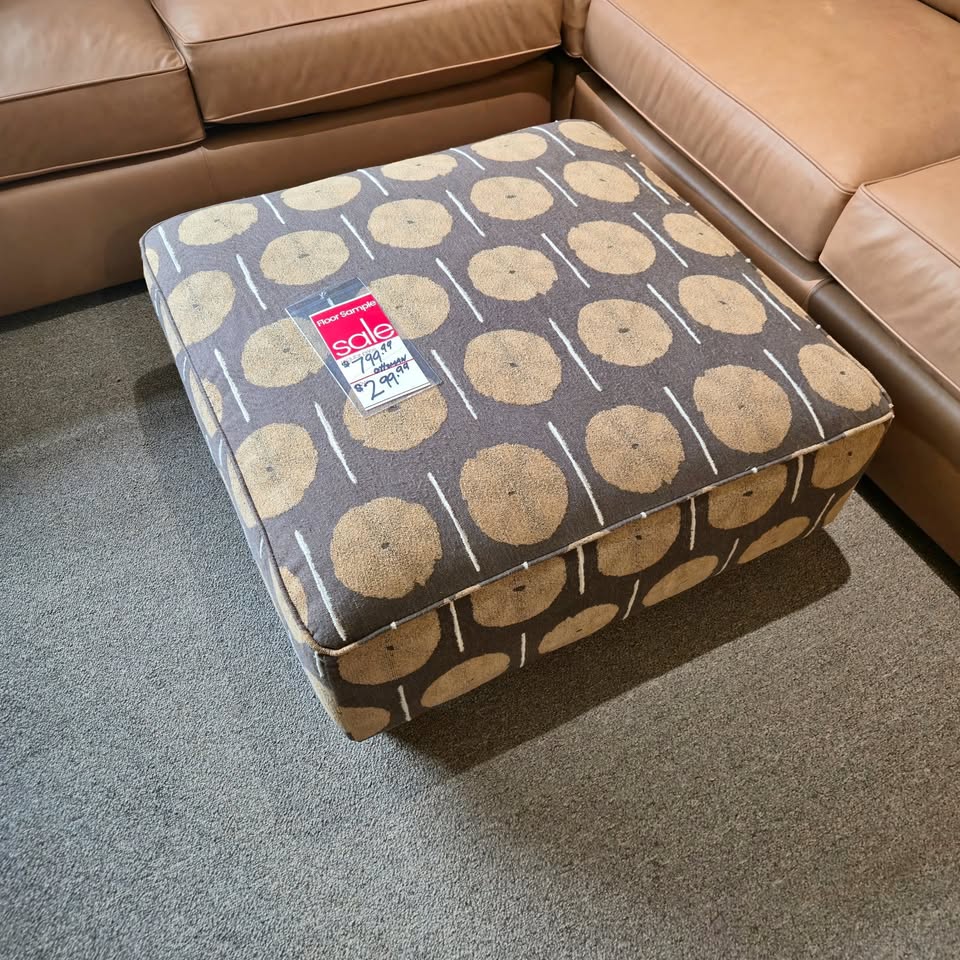 Fusion Furniture Accent Ottoman