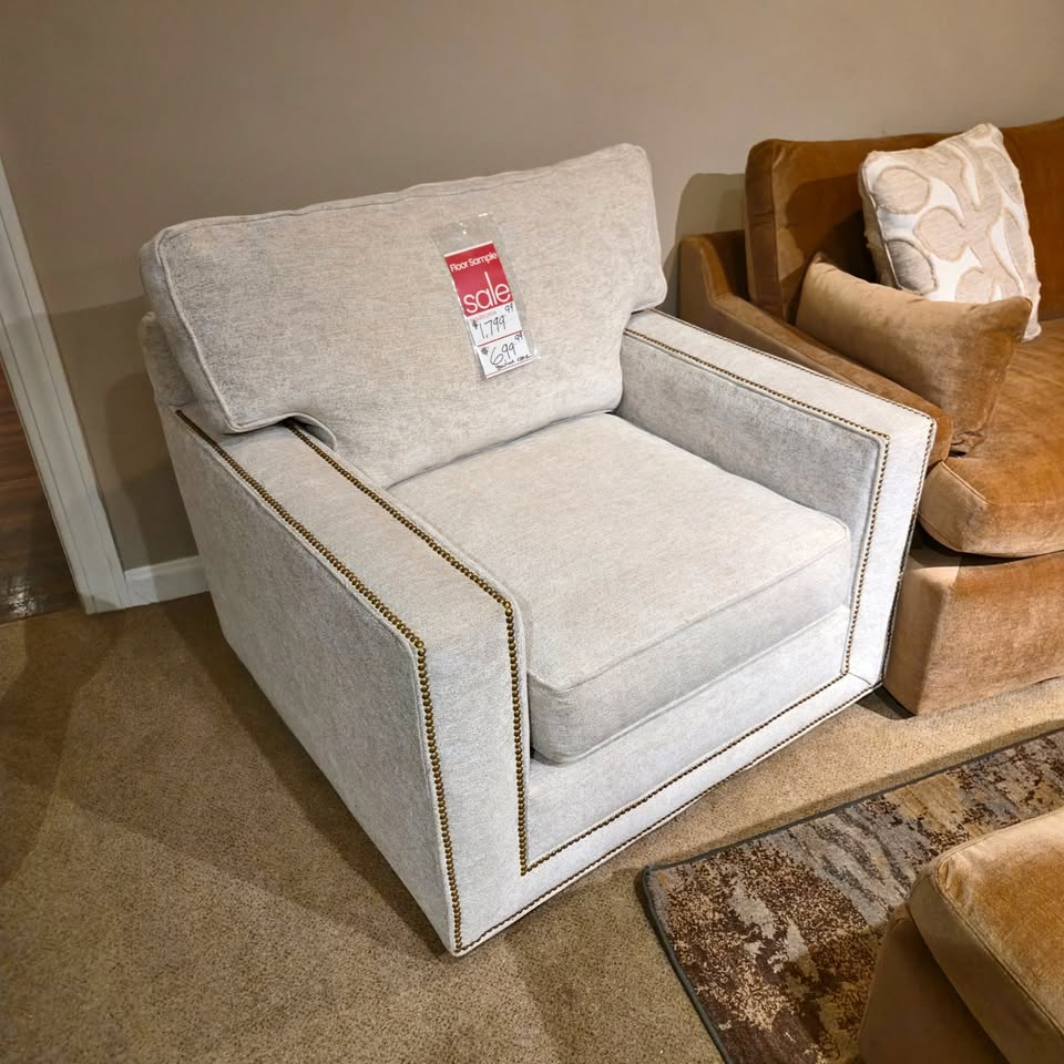 Craftmaster Swivel Chair