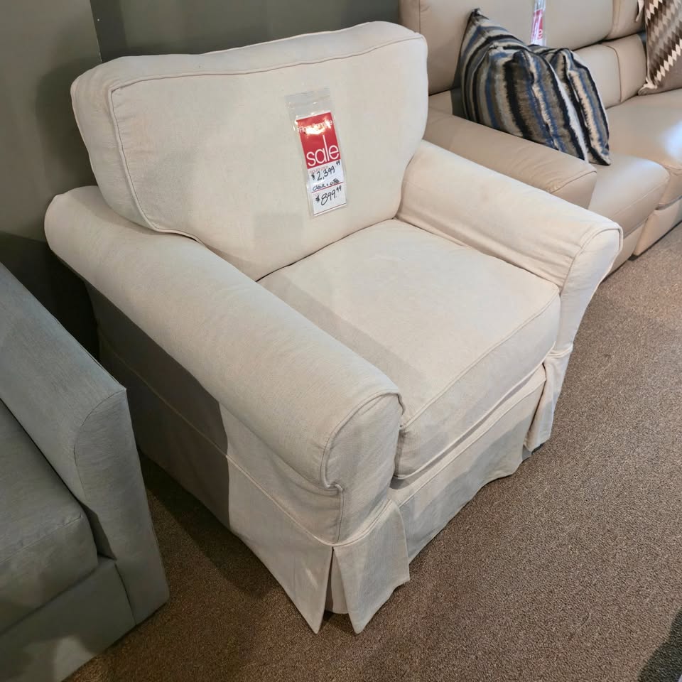 Four Seaons Slipcover Downblend Chair & Ottoman