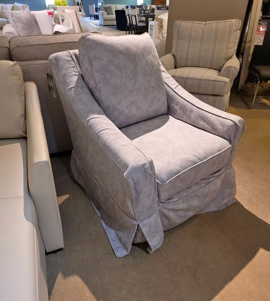 Four Seasons Swivel Downblend Slipcover Chair