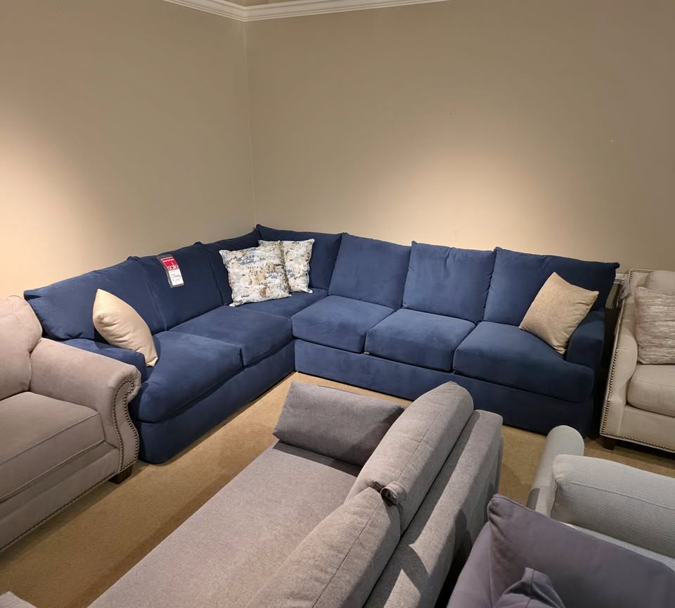 Klaussner Oliver 2p Sectional