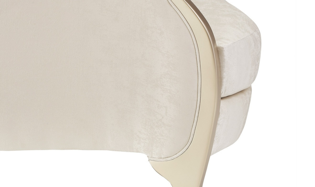 Aico Furniture Malibu Crest Loveseat - CHARDONAY