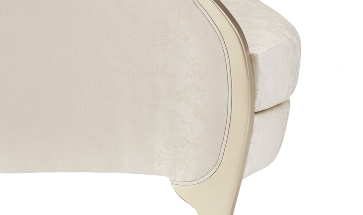 Aico Furniture Malibu Crest Loveseat - CHARDONAY