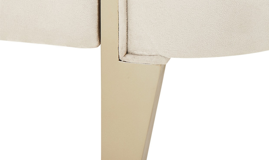 Aico Furniture Malibu Crest Upholstered Curved Panel Bed-Jennifer Furniture