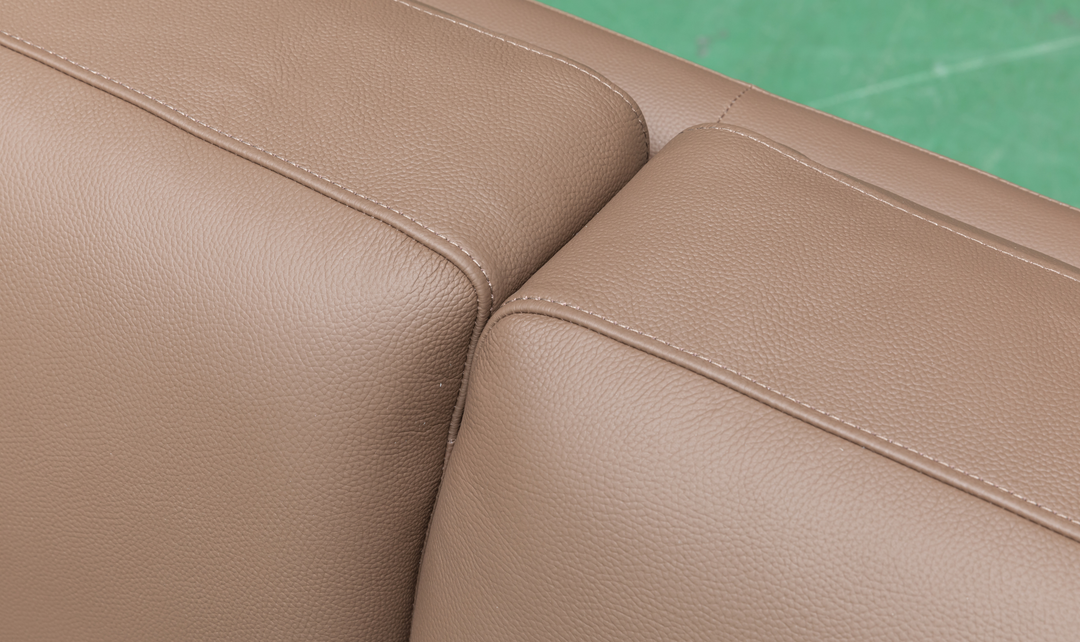 Klaussner Alaves Italian Leather Queen Sleeper Sofa - Luxury Overnight Collection