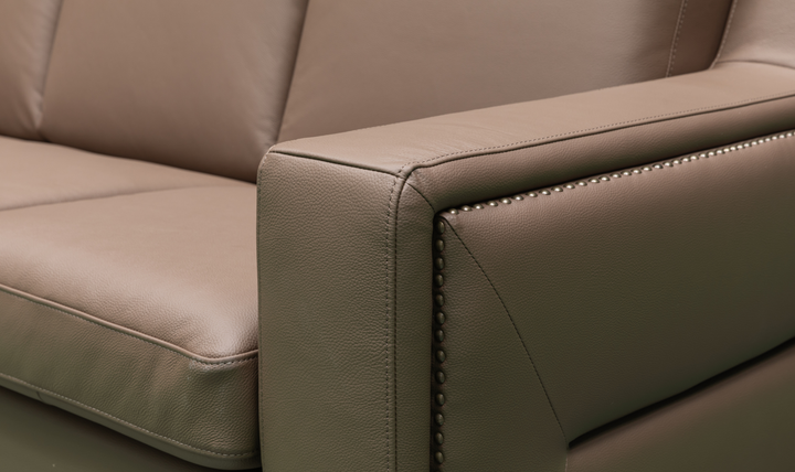 Klaussner Alaves Italian Leather Queen Sleeper Sofa - Luxury Overnight Collection