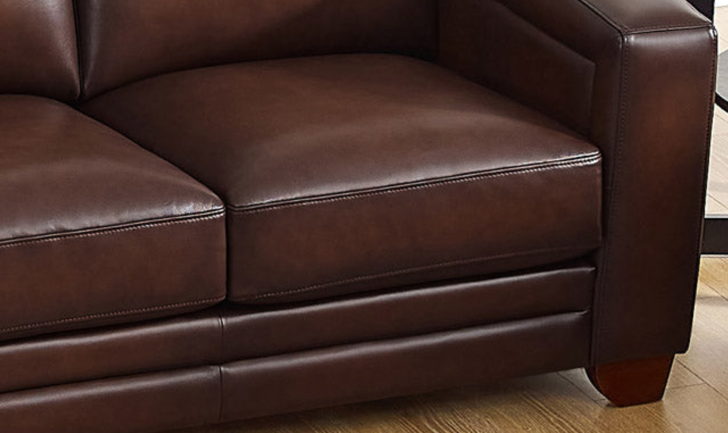 Hydeline Alice Leather Living Room Set
