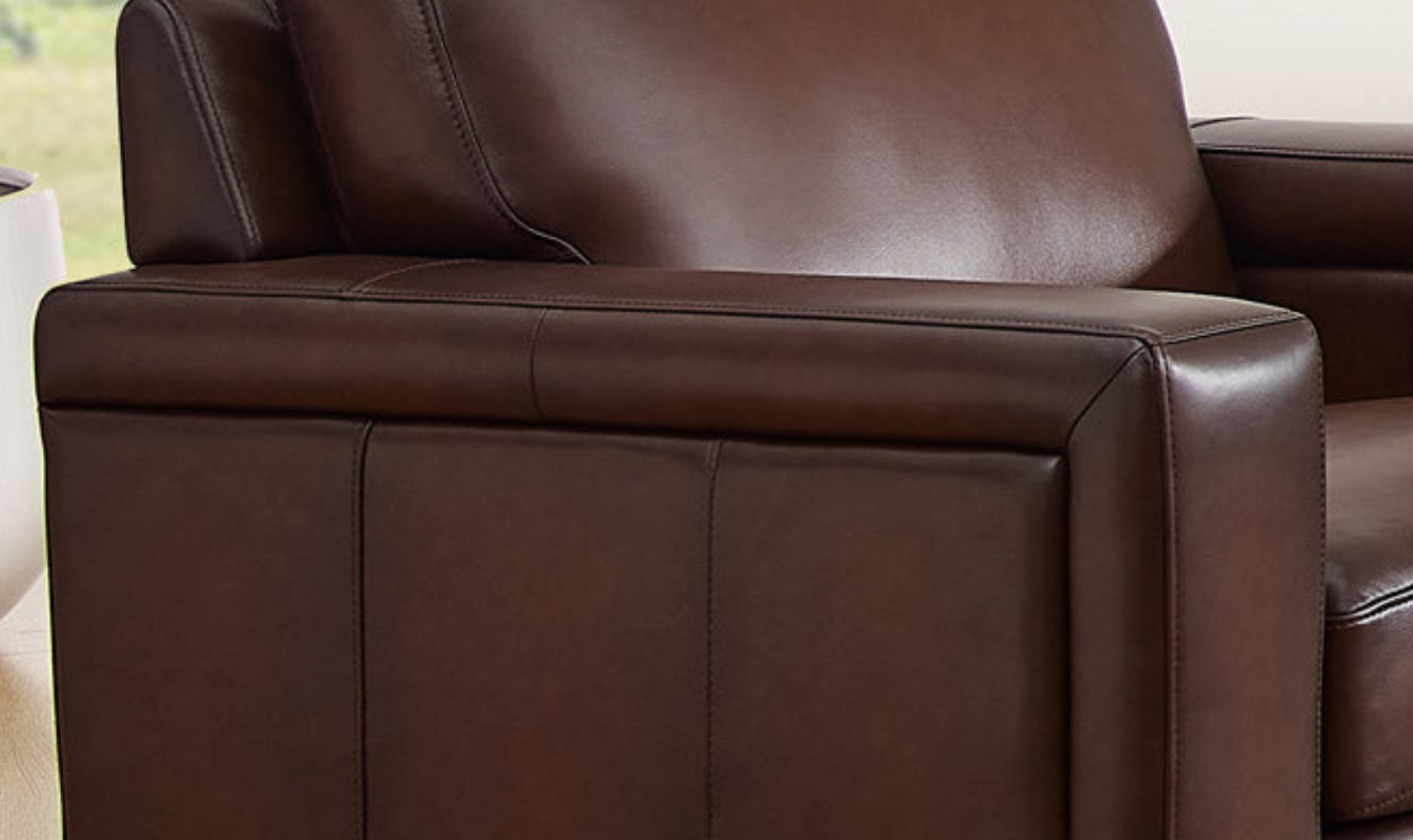 Hydeline Alice Leather Living Room Set