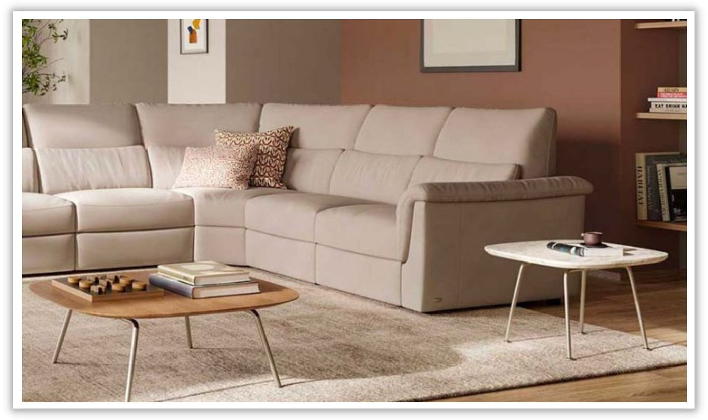 Amorevole Sectional in Leather