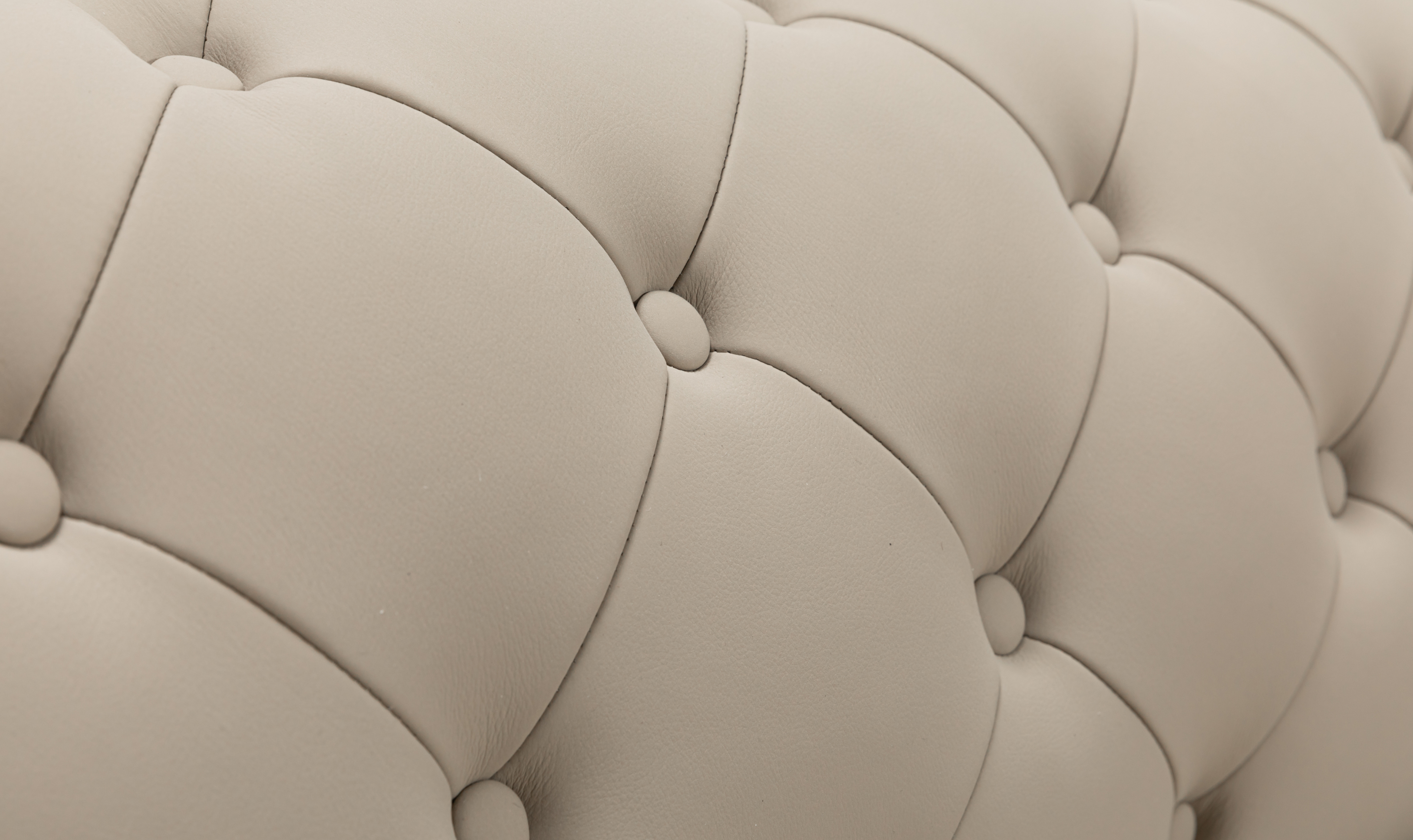 Klaussner Callas Leather Queen Sleeper Sofa - Luxury Overnight Collection