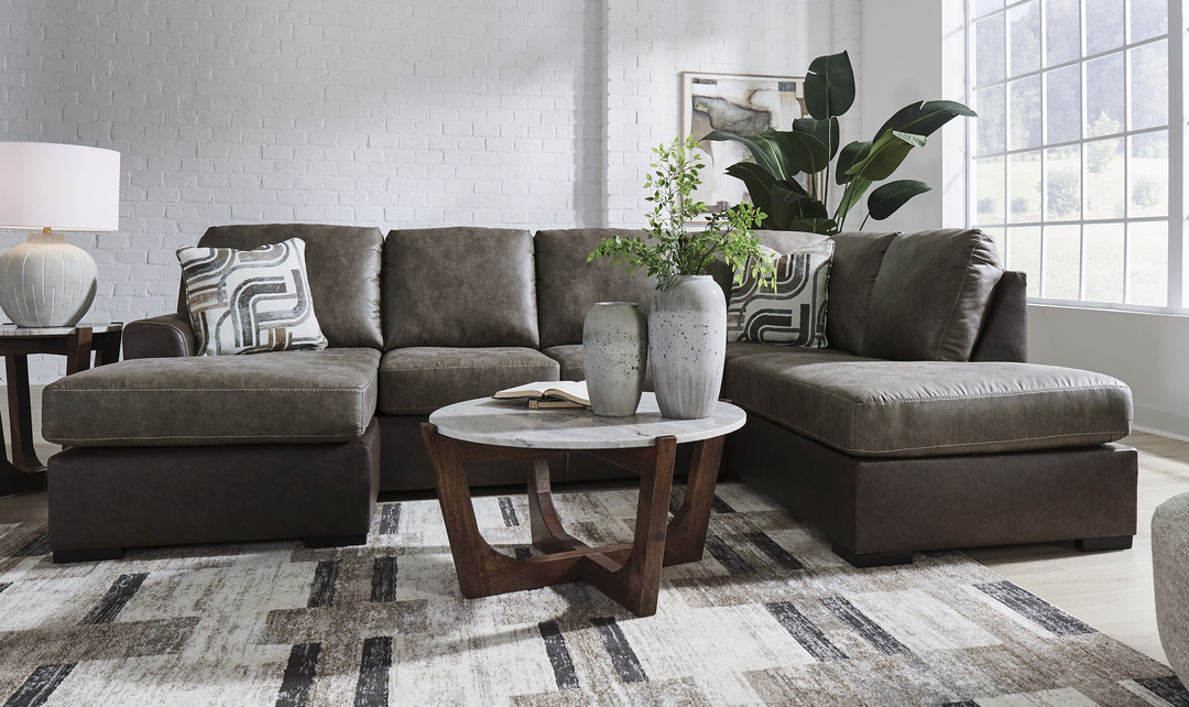 Modern Heritage Castille Way 2-Piece Sectional Sofa with Chaise - Jennifer Furniture