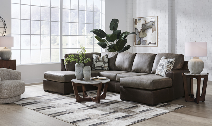 Modern Heritage Castille Way 2-Piece Sectional Sofa with Chaise - Jennifer Furniture