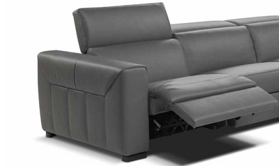 Clio Sectional