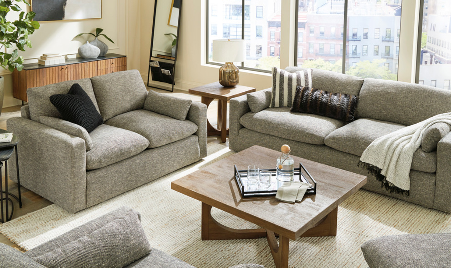 Modern Heritage Dramatic Granite Fabric Living Room set