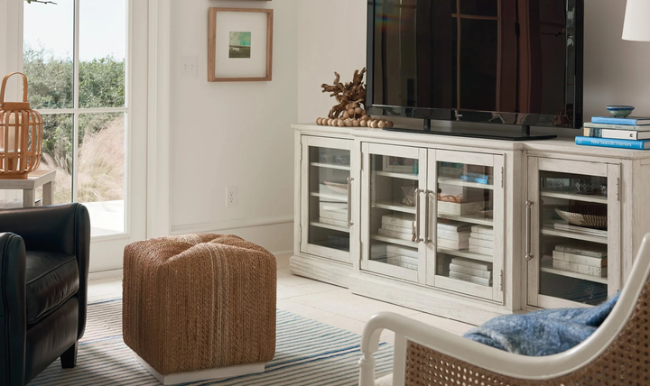 ESCAPE ENTERTAINMENT CONSOLE