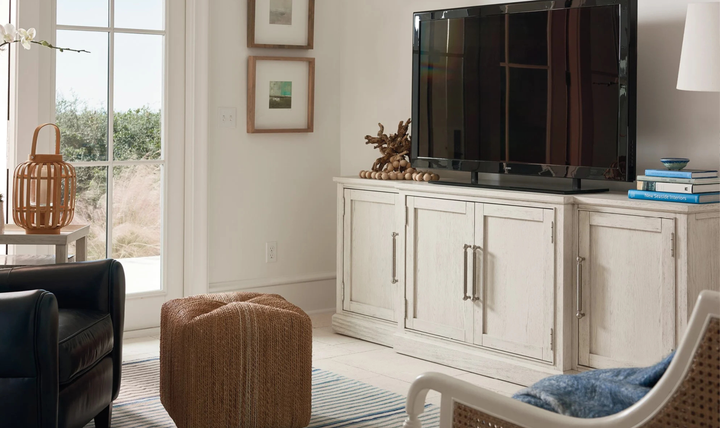 ESCAPE ENTERTAINMENT CONSOLE