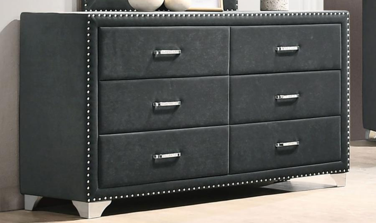Coaster Melody Grey Velvet Upholstered 6-Drawer Dresser
- Jennifer Furniture