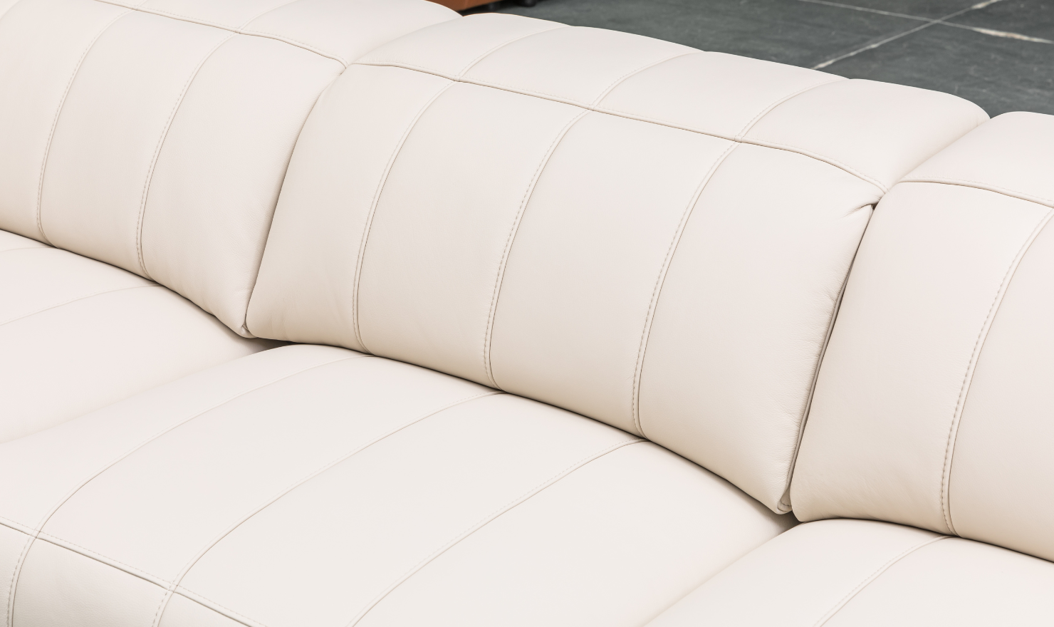 Klaussner Capri Beige 3 Seater Power Reclining Sofa With Adjustable Headrests