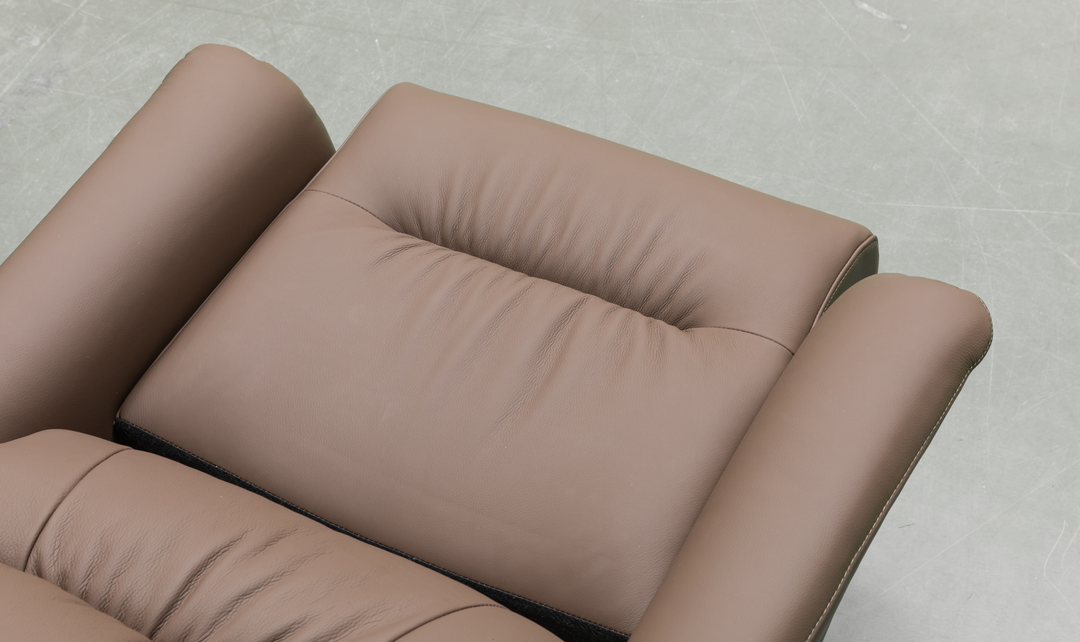 Klaussner Pivota Swivel Chair