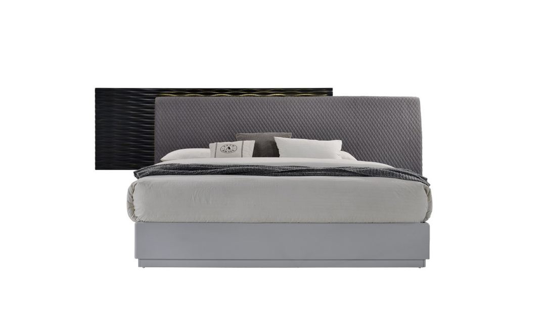 Jennifer Italia Globo Bed in Gray & Black Gloss Finish (King/Queen Size)