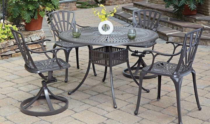 Homestyles Grenada Round Outdoor Dining Table