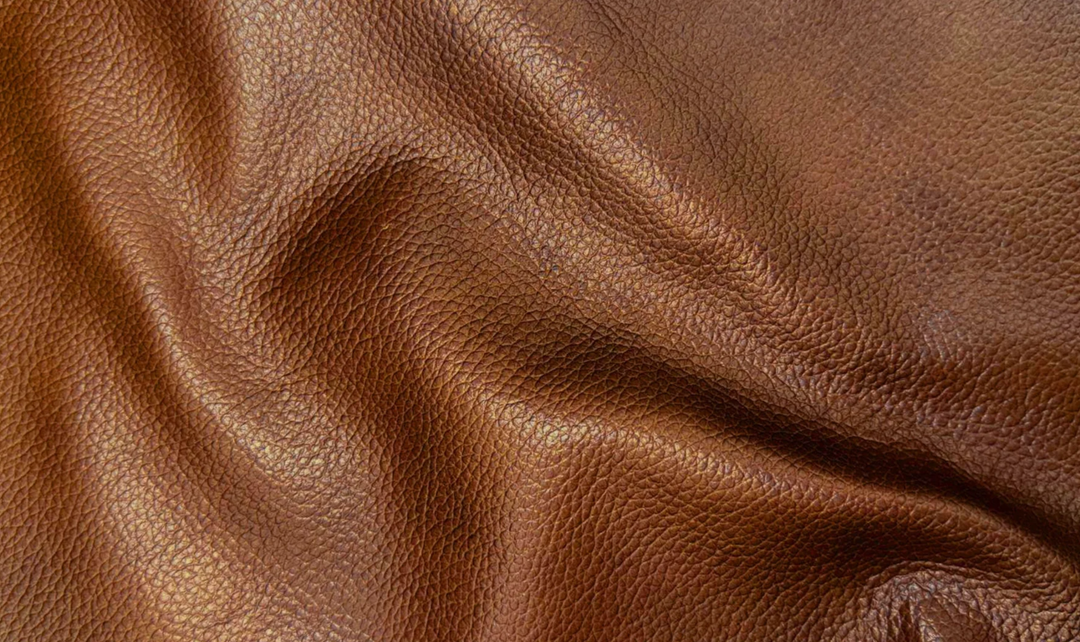 Hydeline Cimmaron Leather Upholstered Sofa With Rolled Arms - Jennifer Furniture