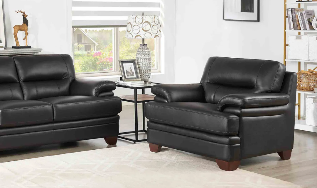 Hydeline Luxor Leather Chair with Cushioned Arms