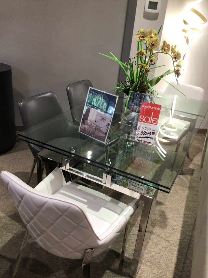 Table and 4 or 6 Chairs