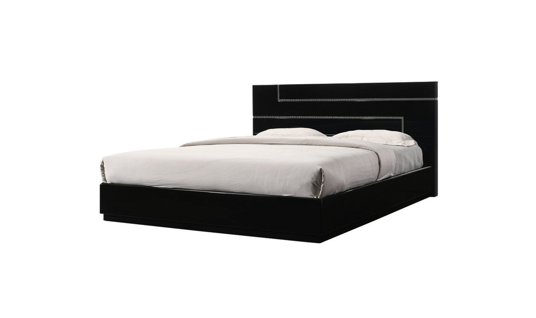 Jennifer Italia Lucca Bedroom Set in Black Lacquer Finish