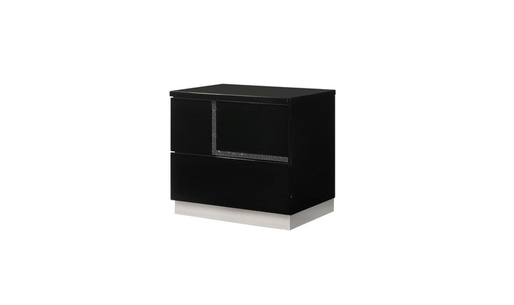 Jennifer Italia Lucca Bedroom Set in Black Lacquer Finish